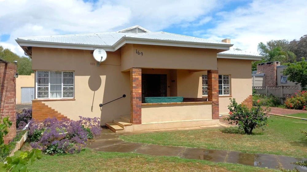 House sold in Wesbank, Oudtshoorn - 1OU1680345 House sold in Wesbank, Oudtshoorn - 1OU1680345