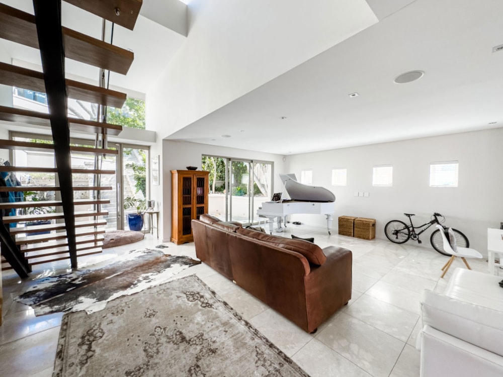 House to rent in Green Point, Cape Town - BYL1682398 House to rent in Green Point, Cape Town - BYL1682398