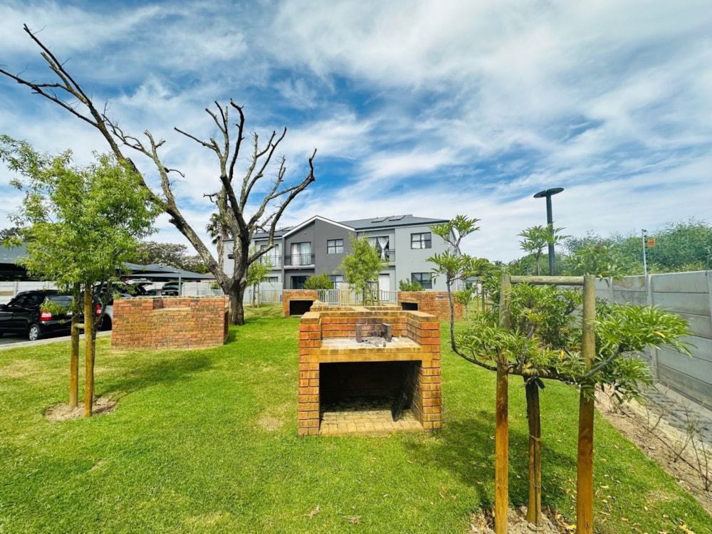 Apartment for sale in Bellville, Cape Town - DBV1706407 Apartment for sale in Bellville, Cape Town - DBV1706407