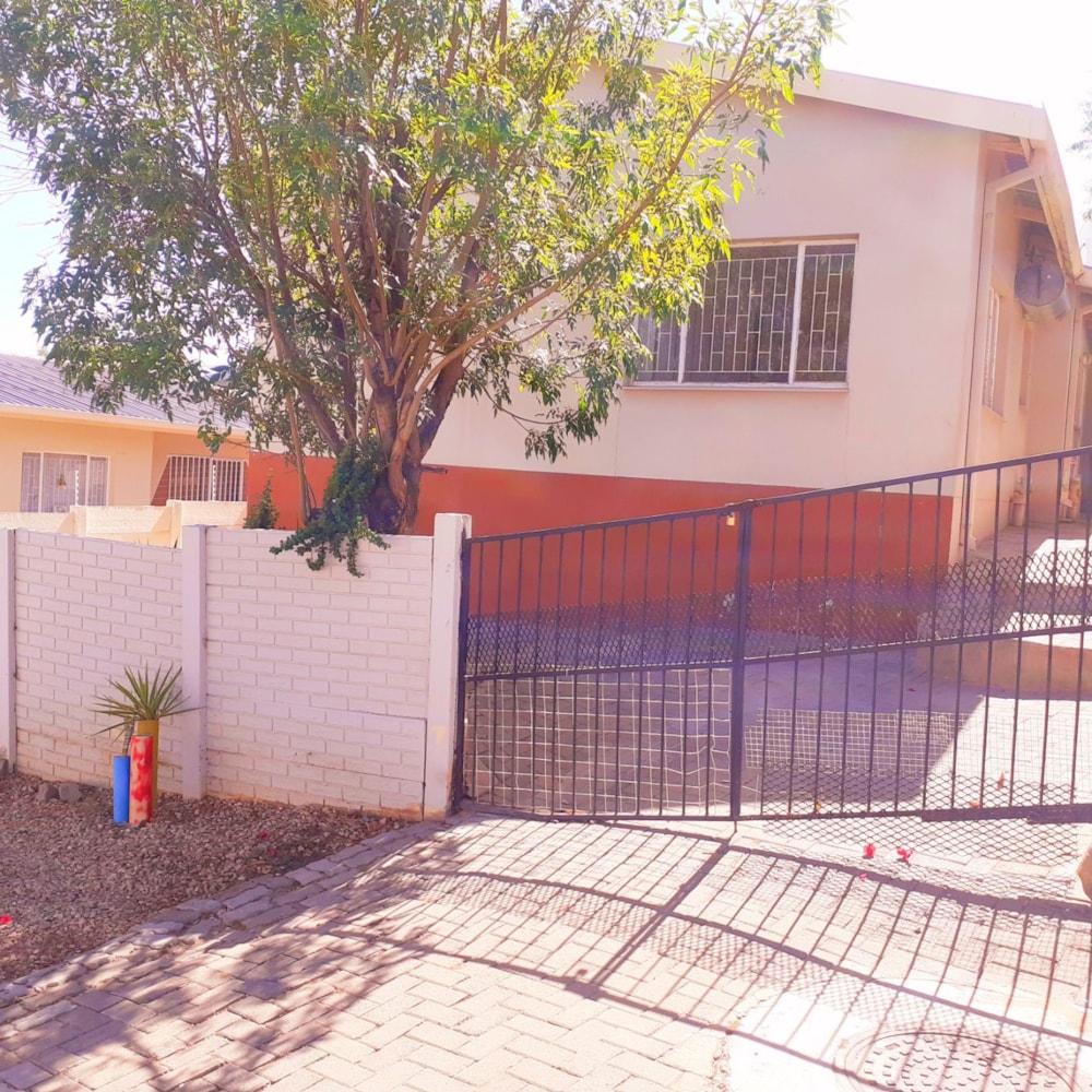 House let in Kleine Kuppe, Namibia - 3NM1680499 House let in Kleine Kuppe, Namibia - 3NM1680499