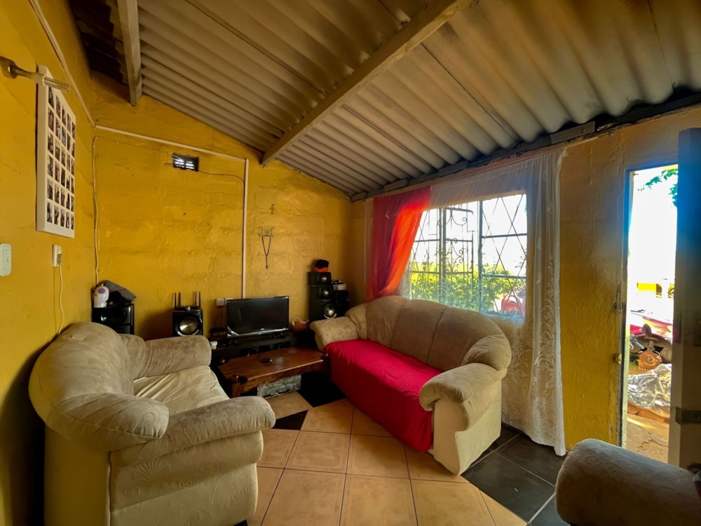 House sold in Rosedale, Uitenhage, Kariega - 1UK1680900 House sold in Rosedale, Uitenhage, Kariega - 1UK1680900