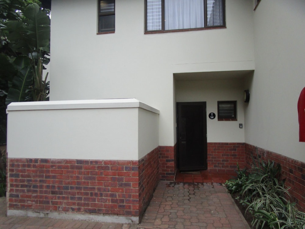 Golf estate house for sale in Pennington - 1SI1680860