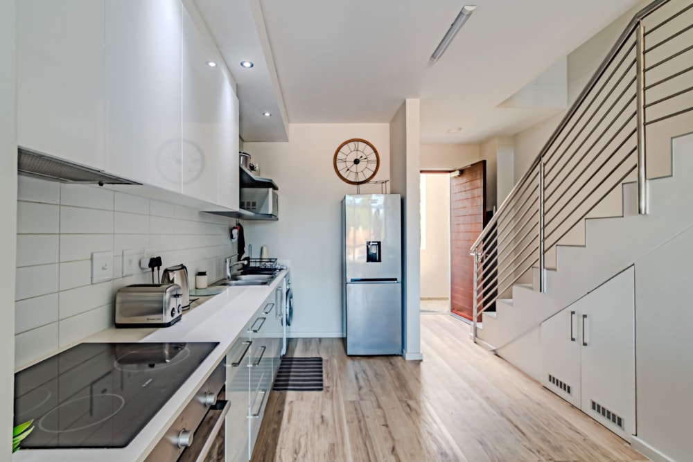 Apartment for sale in Menlo Park - PT1682112 Apartment for sale in Menlo Park - PT1682112