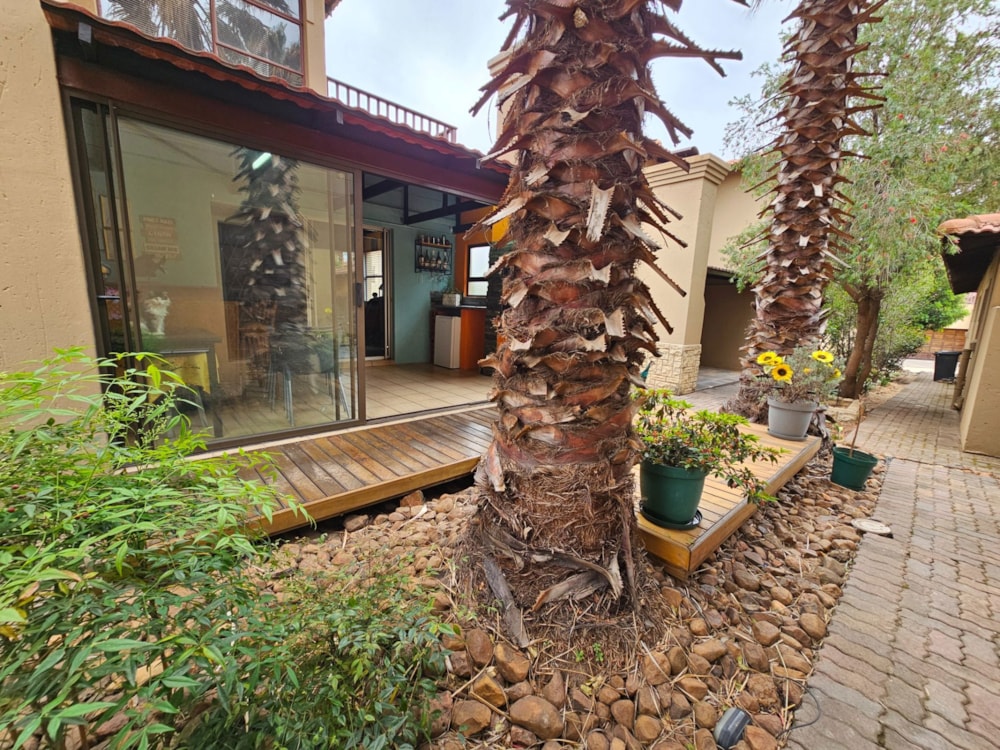 Double-storey house for sale in Risiville - 1VT1680684