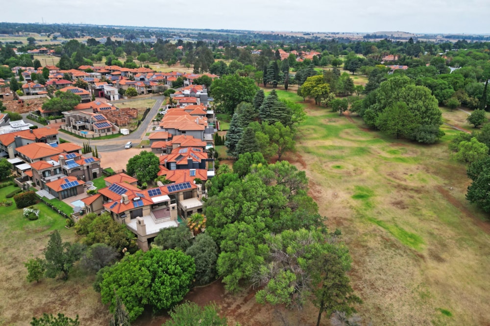 Golf estate house for sale in Emfuleni Golf Estate - 1VT1680800 Golf estate house for sale in Emfuleni Golf Estate - 1VT1680800