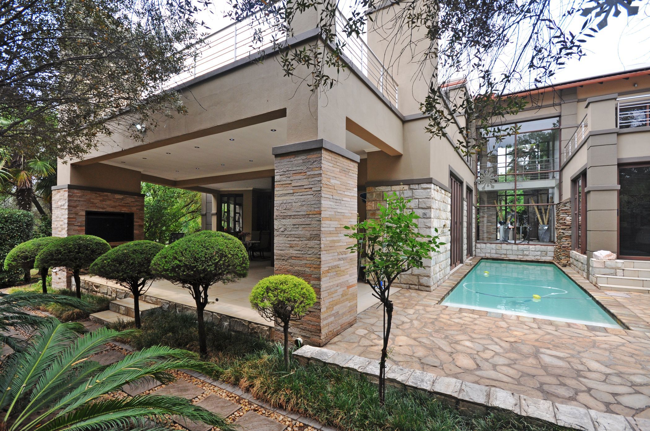 Golf estate house for sale in Emfuleni Golf Estate - 1VT1680800