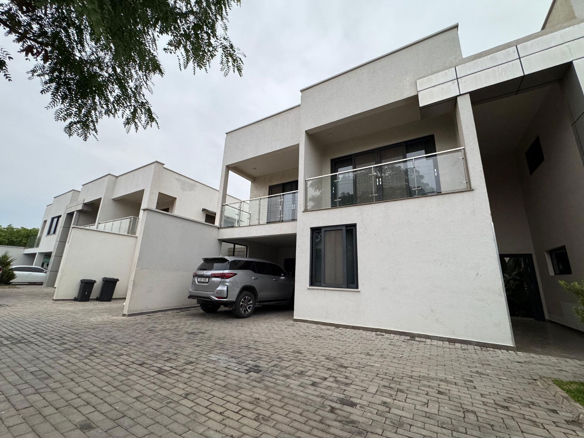 Townhouse to rent in Roma, Zambia - 3ZA1680890