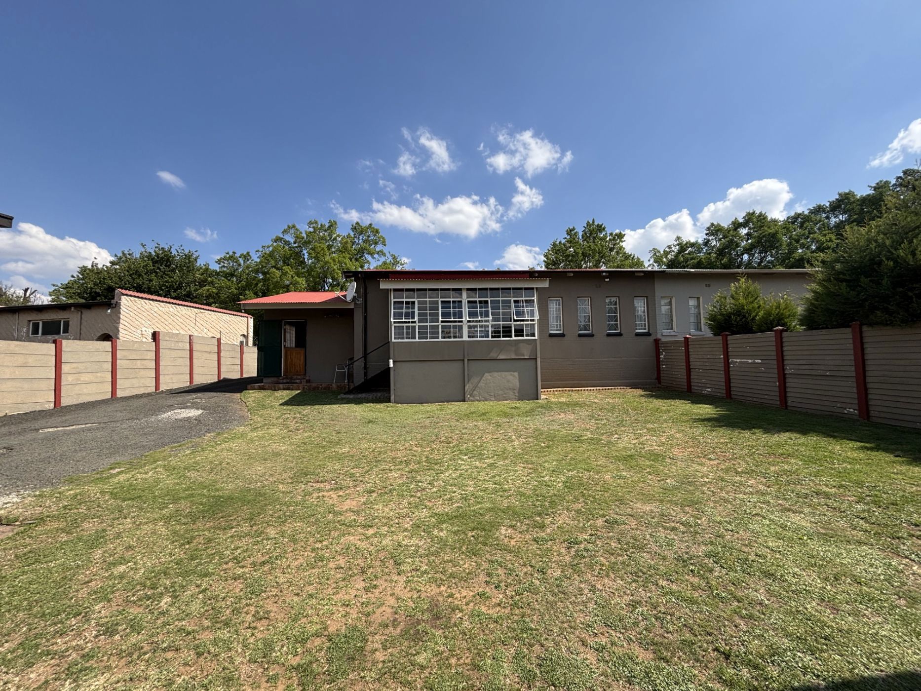 House for sale in Harrismith - 1BTH1680949