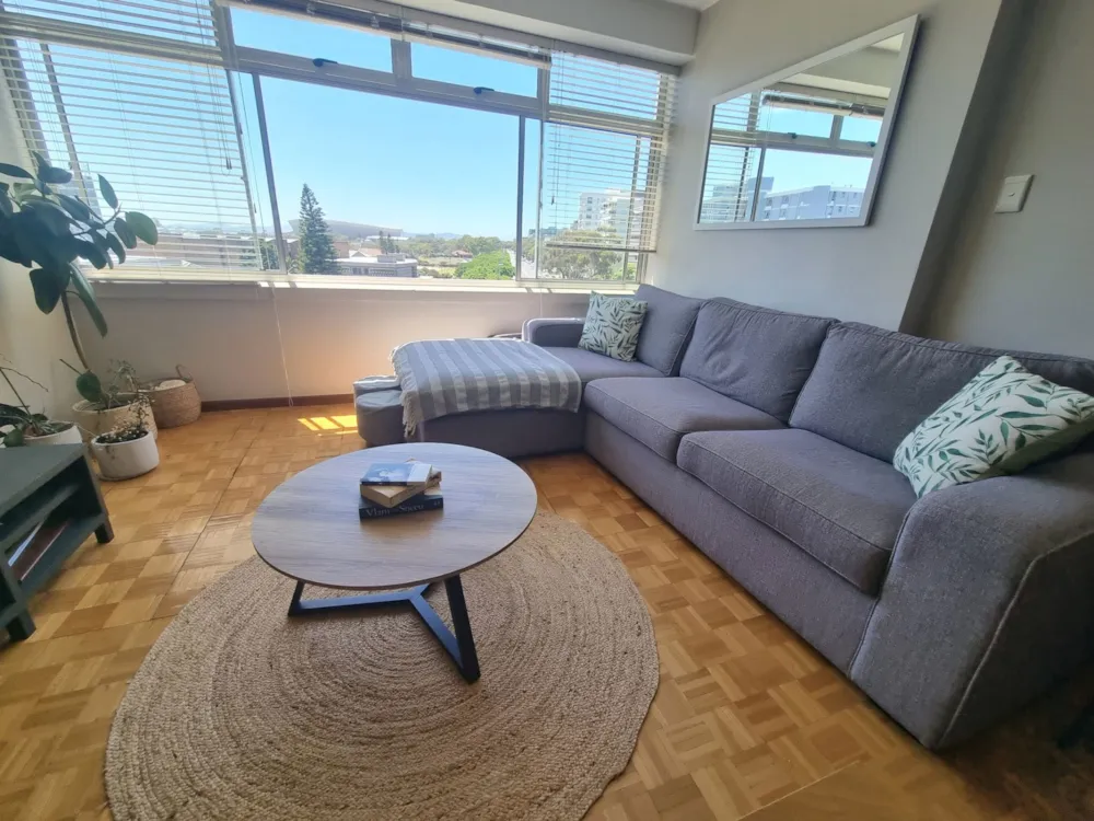 Apartment let in Three Anchor Bay - ASL1725262