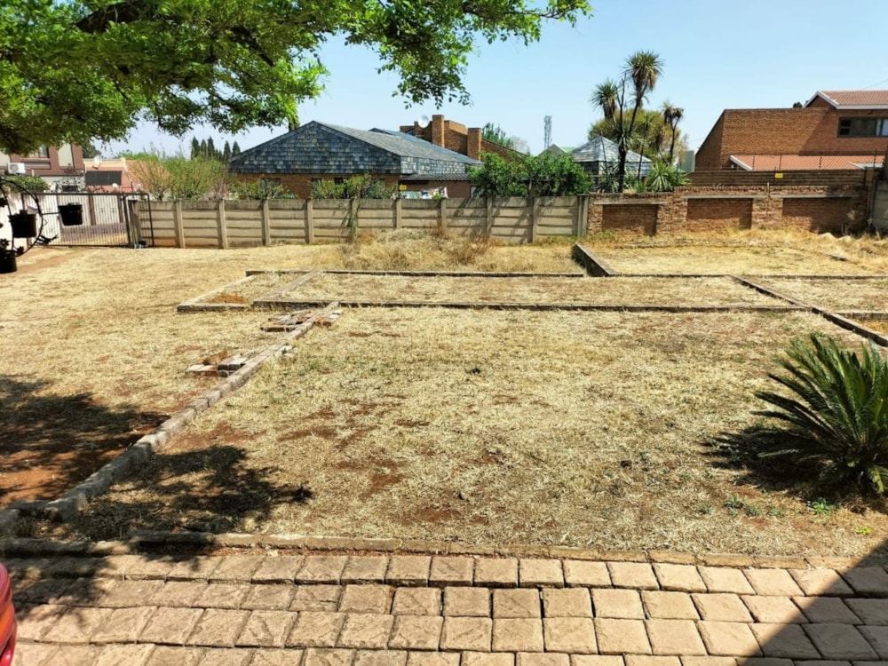 Vacant land for sale in  Vanderbijlpark SW 5 - 1VT1681058