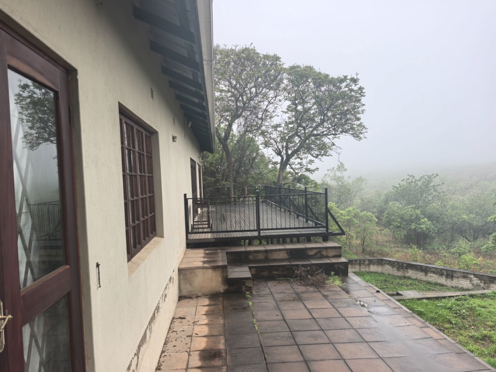 Apartment for sale in Rhenosterkop - 1NS1681090