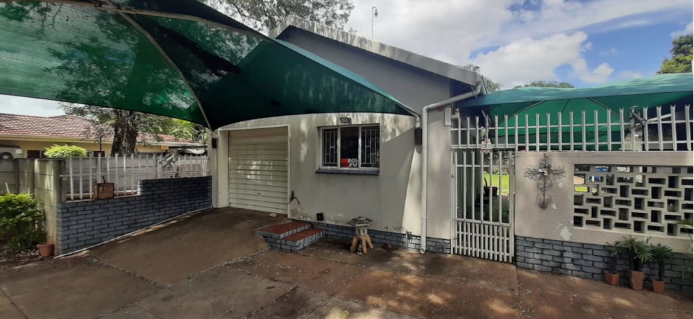 House let in Phalaborwa - 1PW1681150 House let in Phalaborwa - 1PW1681150