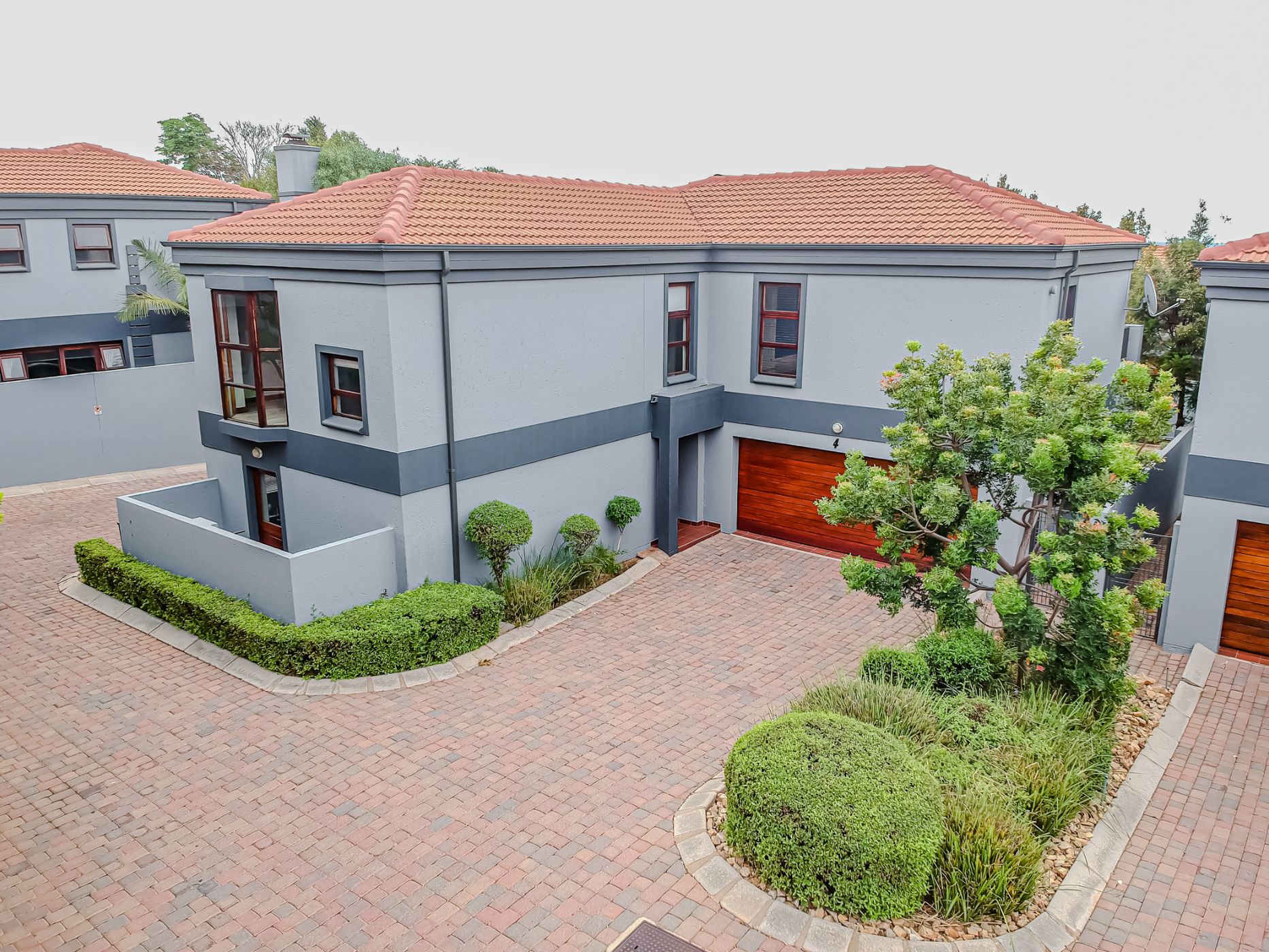 Townhouse for sale in Midstream Estate - CN1715761