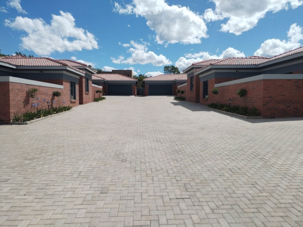 Townhouse for sale in Schuinshoogte - 1NW1681306