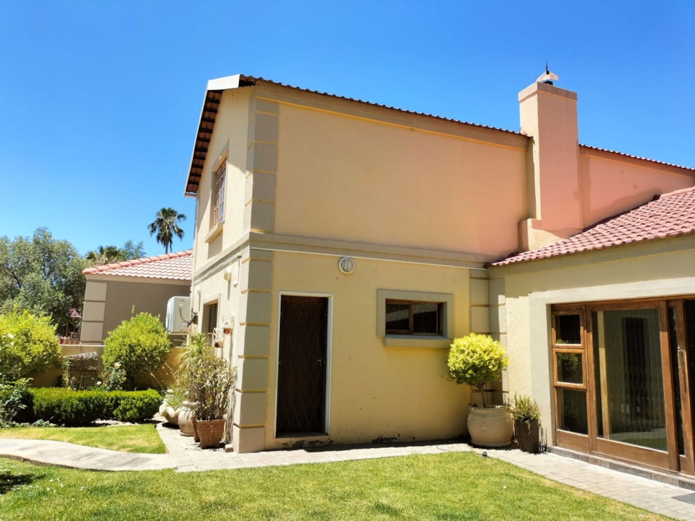 Double-storey house for sale in Douglas - 1KJ1681821 Double-storey house for sale in Douglas - 1KJ1681821