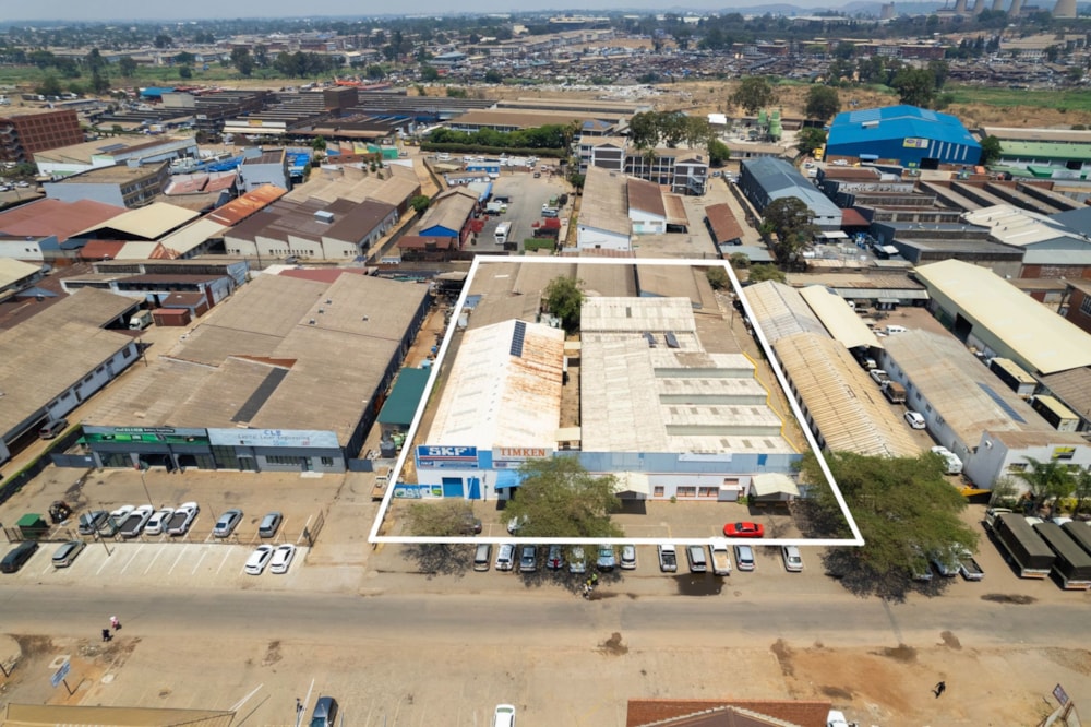 Commercial industrial property for sale in Graniteside, Zimbabwe - 3ZB1681367
