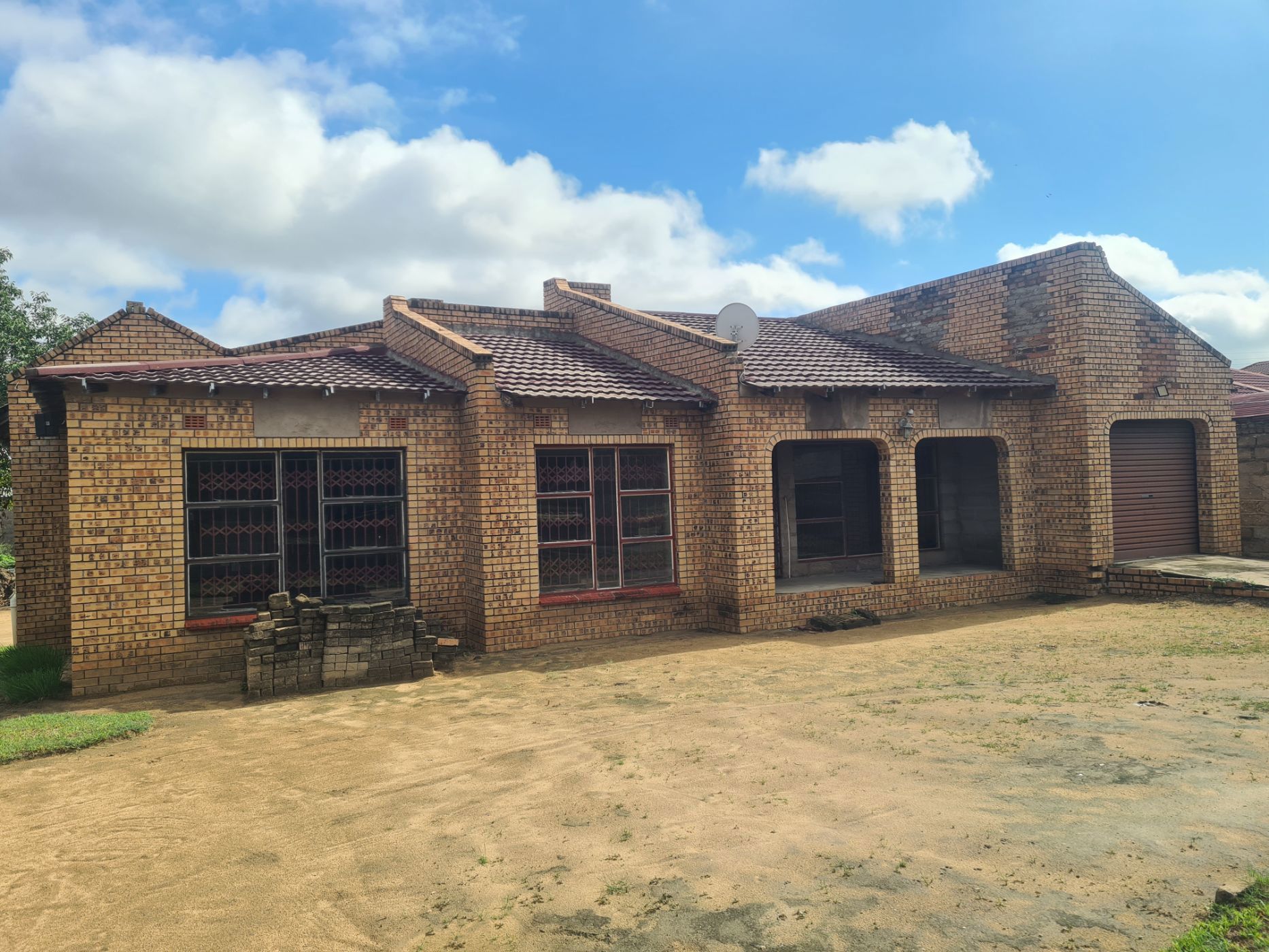 House sold in Kamhlushwa - 1NK1682051