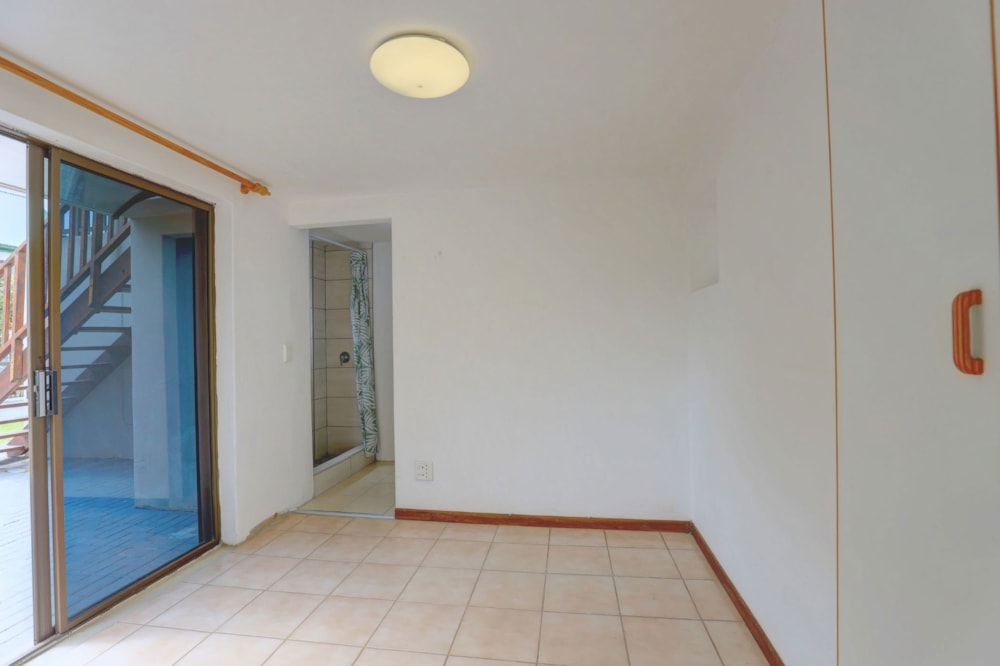 Security complex home let in Diaz Beach - 1MB1681321 Security complex home let in Diaz Beach - 1MB1681321