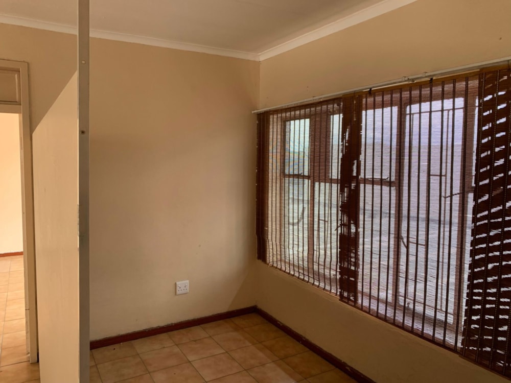 Bachelor apartment let in Phalaborwa - 1PW1681384 Bachelor apartment let in Phalaborwa - 1PW1681384