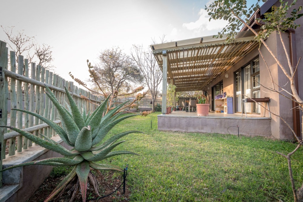 Cluster let in Hoedspruit Wildlife Estate - 1HS1681427 Cluster let in Hoedspruit Wildlife Estate - 1HS1681427