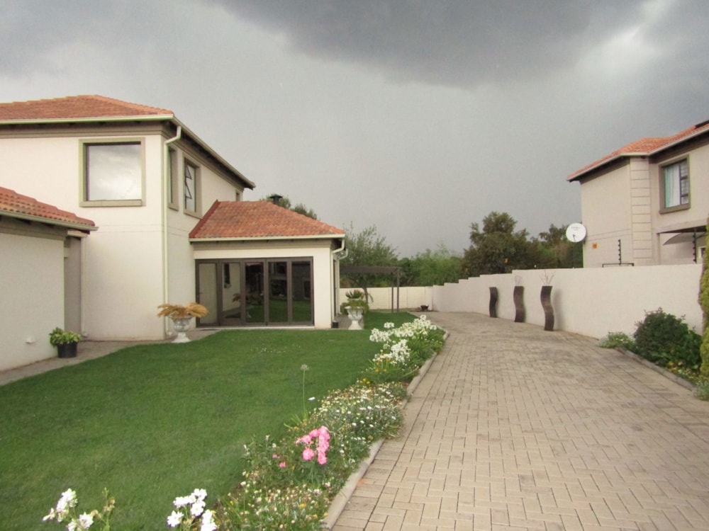 House for sale in Ngwenya River Estate - 1HR1681526