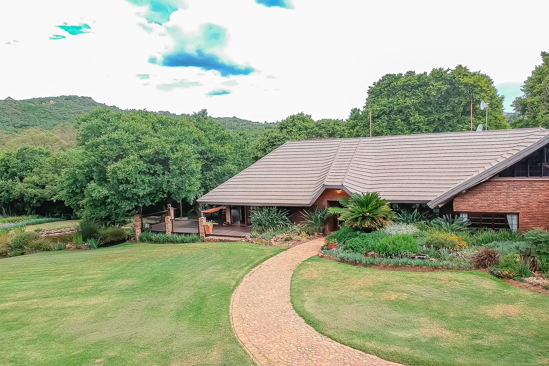 House to rent in Zwavelpoort SH - PTL1704346