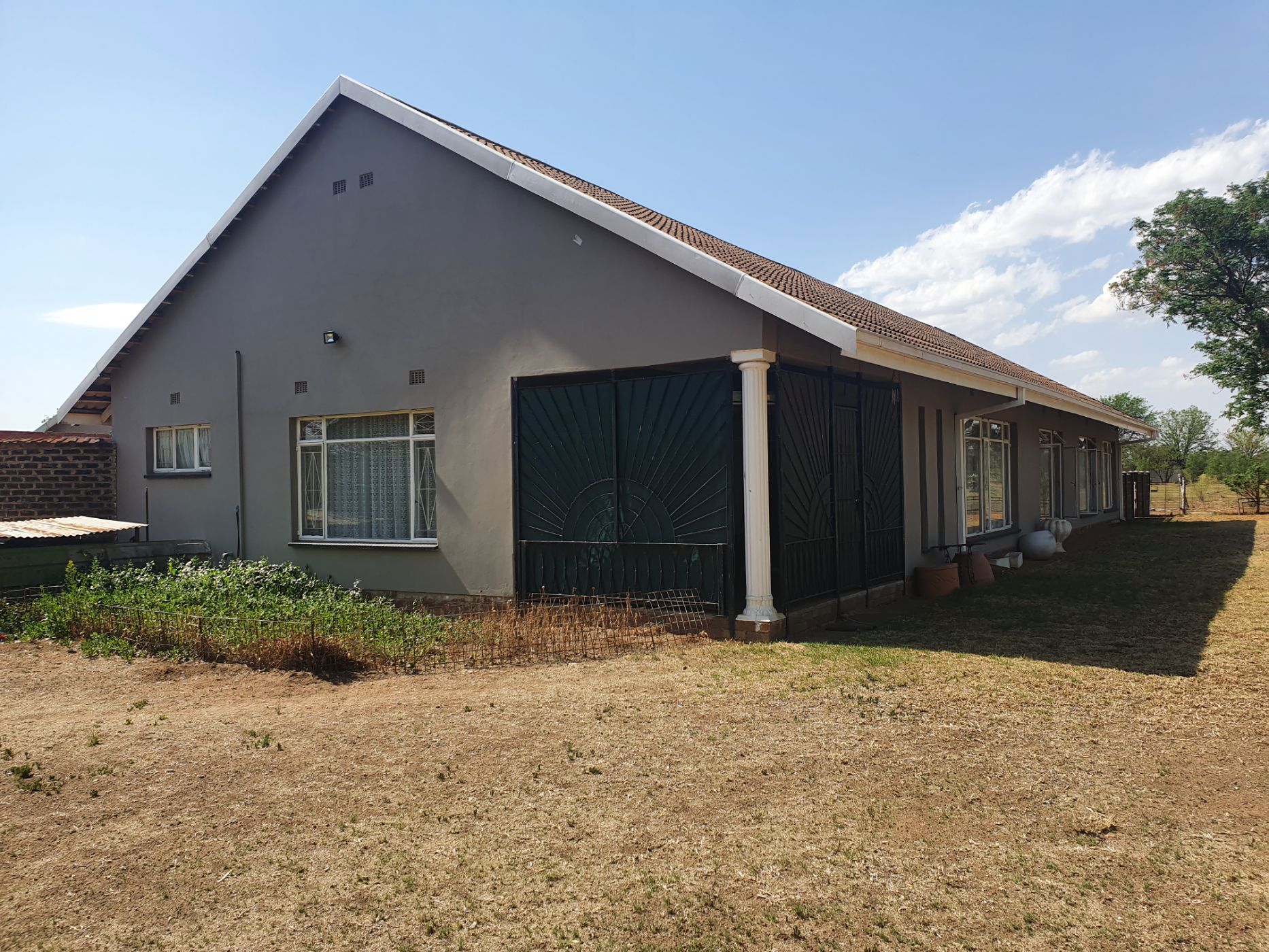 Smallholding for sale in Buyscelia - 1VT1681632