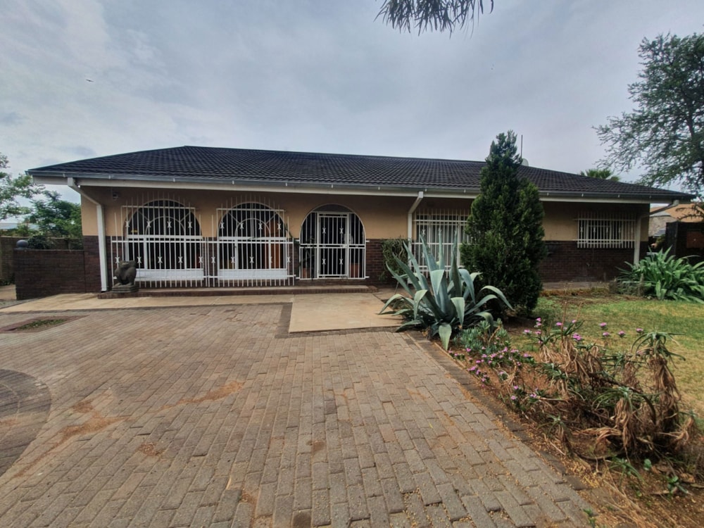 Smallholding for sale in Meyerton - 1VT1682357 Smallholding for sale in Meyerton - 1VT1682357