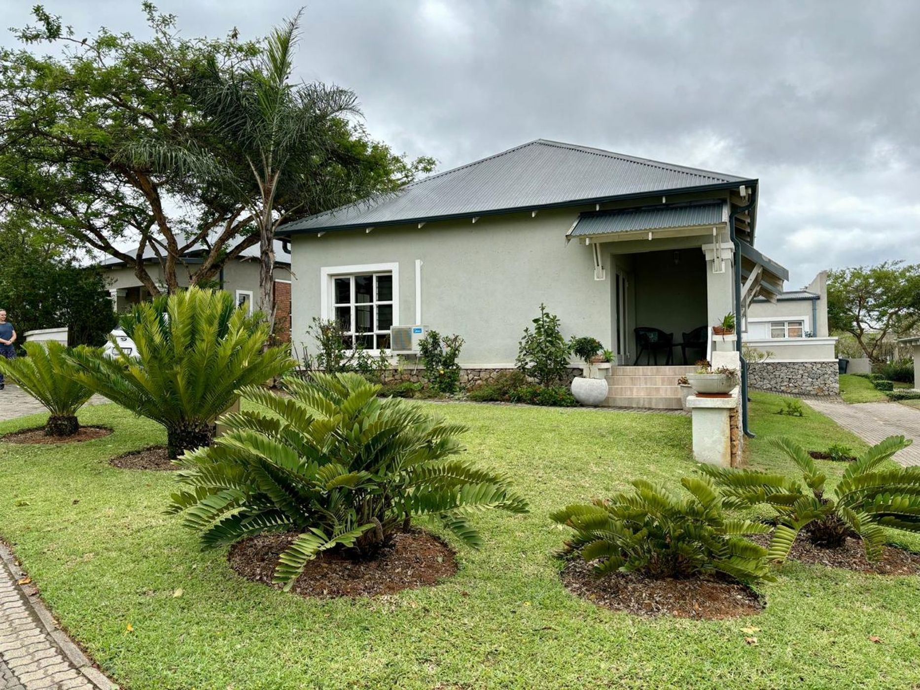 Garden retirement home to rent in Mataffin - 1NS1726442