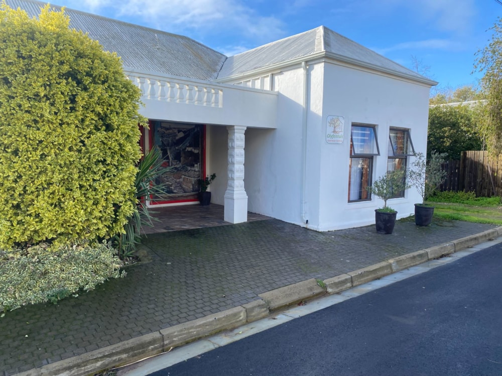 House let in Riebeek Kasteel - RVL1681888 House let in Riebeek Kasteel - RVL1681888