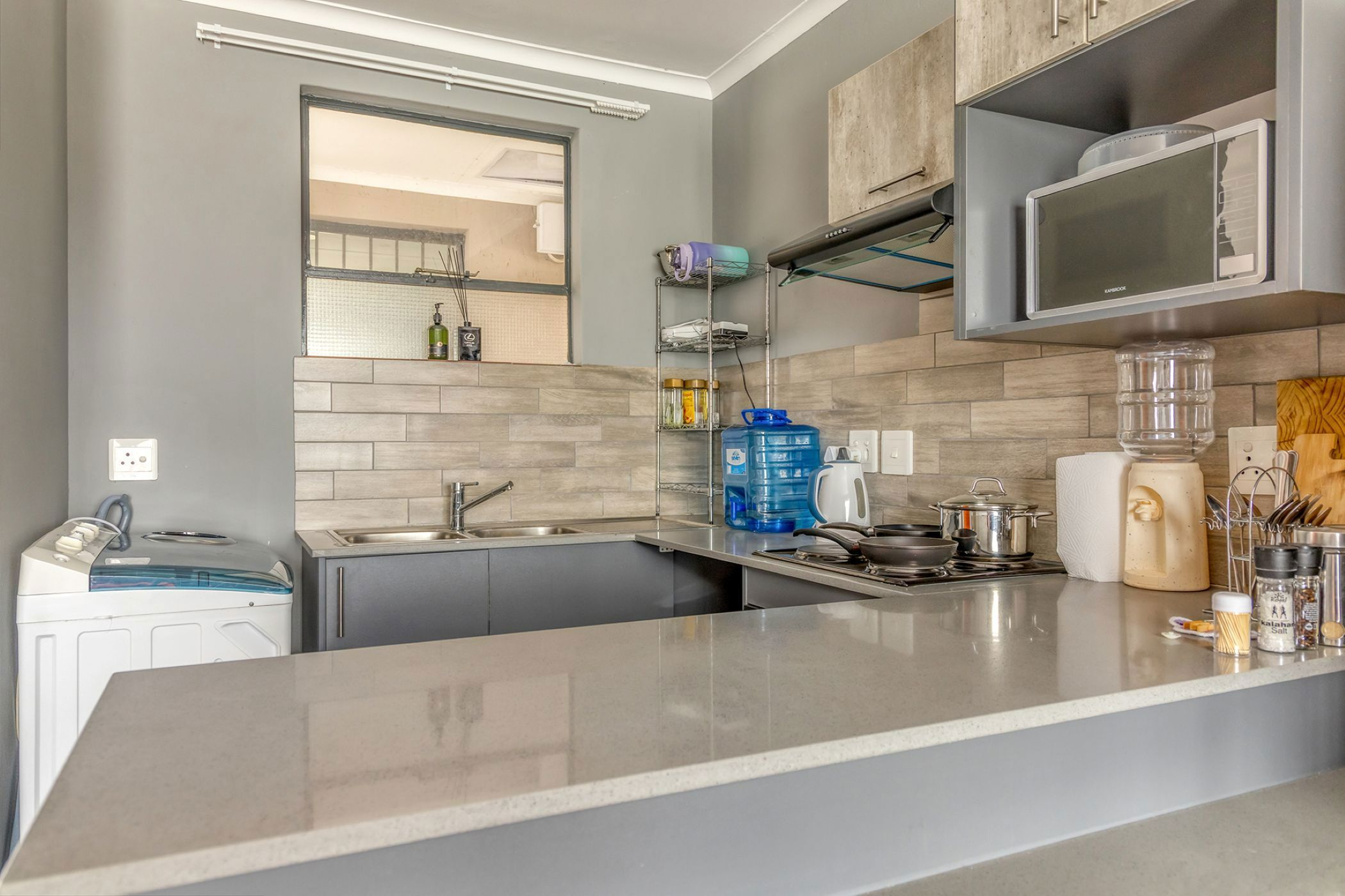 Security complex home for sale in Kensington B - RAN1681816