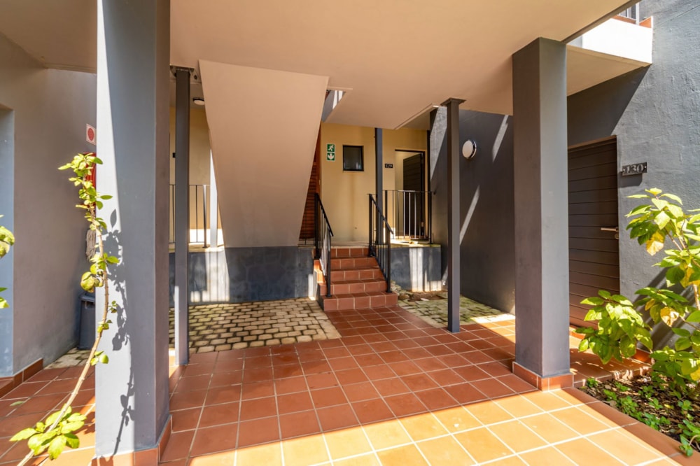 Apartment for sale in Waterfall, Upper Highway - 1KF1681923