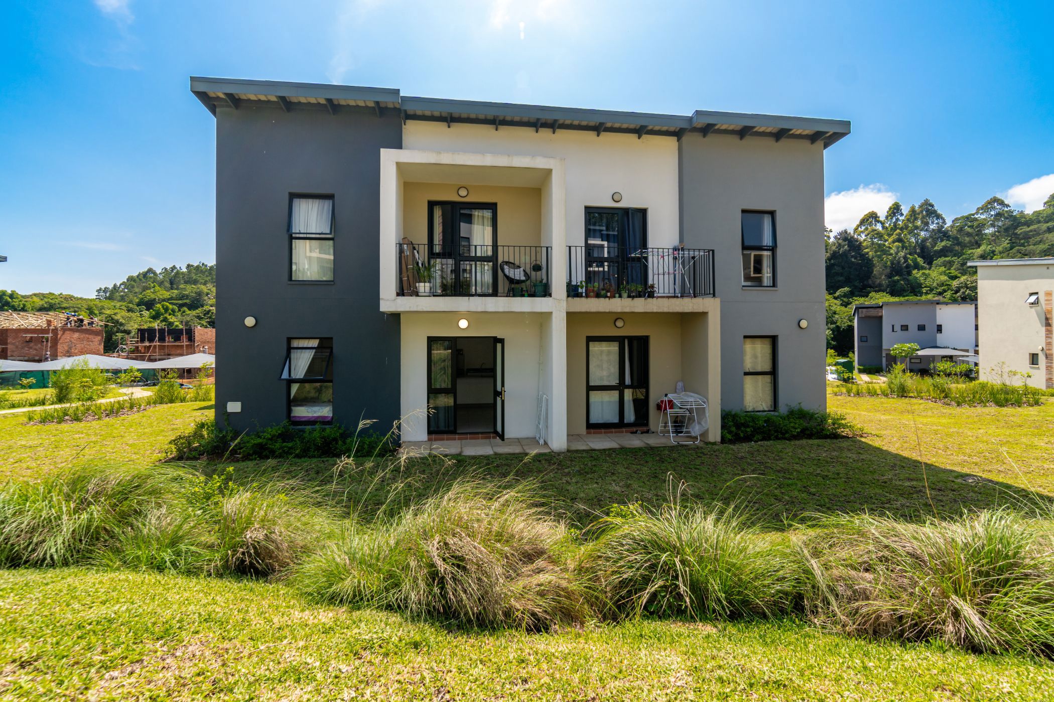 Apartment for sale in Waterfall, Upper Highway - 1KF1681923