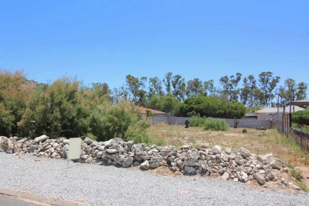 Vacant land sold in Velddrif - LA1681933 Vacant land sold in Velddrif - LA1681933