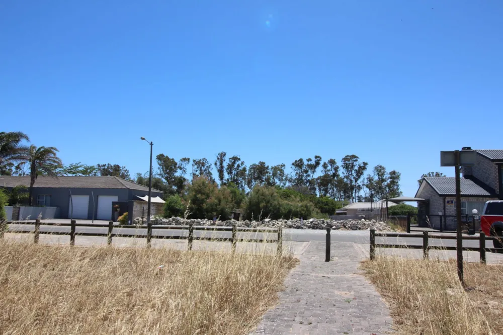 Vacant land sold in Velddrif - LA1681933 Vacant land sold in Velddrif - LA1681933