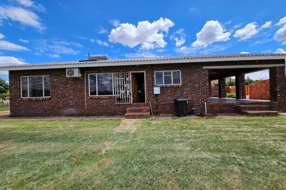 House for sale in Dibeng, Northern Cape - 1RN1682024