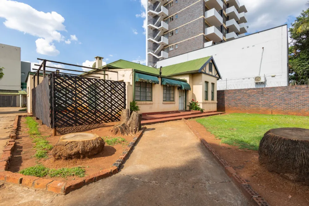 Commercial office sold in Harare CBD, Zimbabwe - 3ZB1682434 Commercial office sold in Harare CBD, Zimbabwe - 3ZB1682434