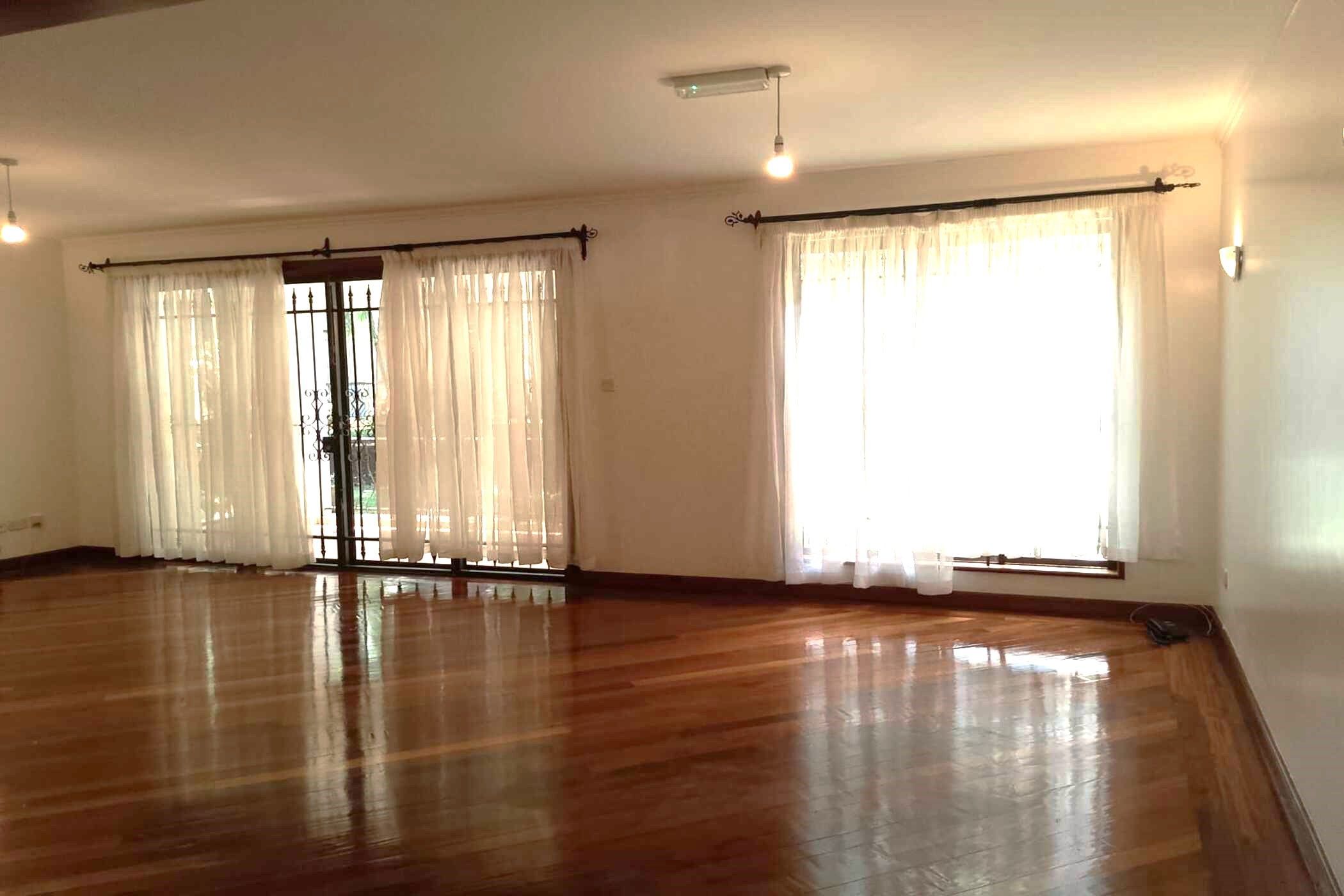 Apartment let in Kilimani, Kenya - 3KE1682125