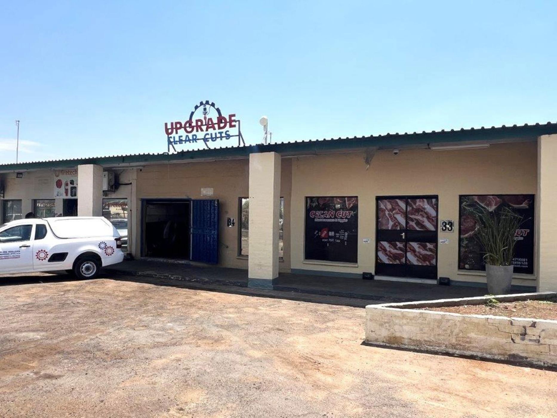 Commercial business for sale in Gwest Industrial, Botswana - 3BO1682157