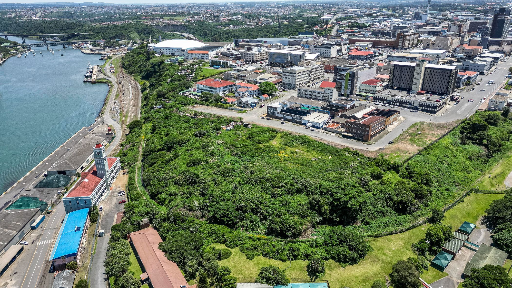 Commercial vacant land for sale in East London Coast - 1EZ1682265