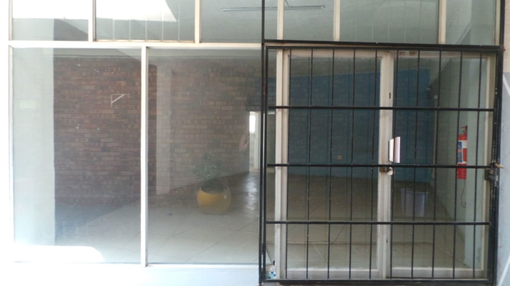 Commercial business let in Dalpark - 1BJ1682206