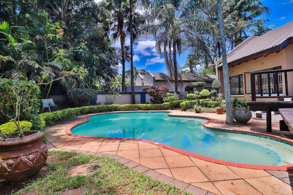 Guesthouse for sale in White River - 1WR1682344 Guesthouse for sale in White River - 1WR1682344