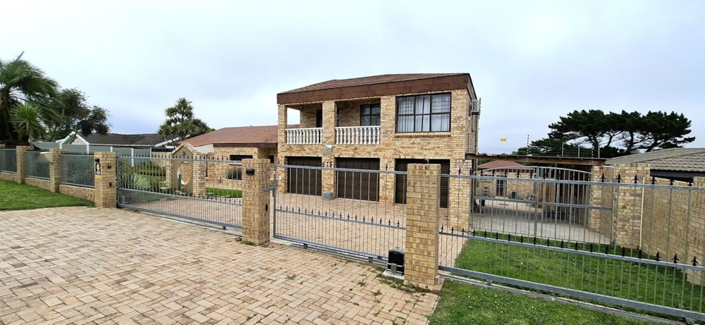 House let in Sunridge Park - 1PLZ1682487 House let in Sunridge Park - 1PLZ1682487