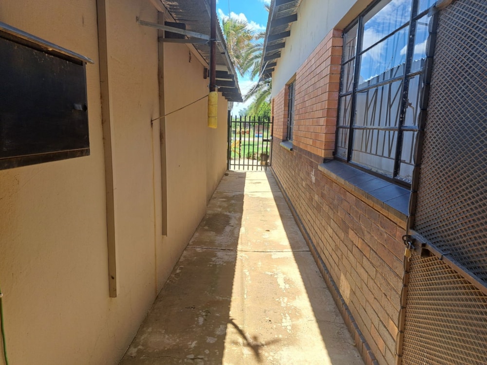 House for sale in Christiana, North West Province - 1KJ1682436