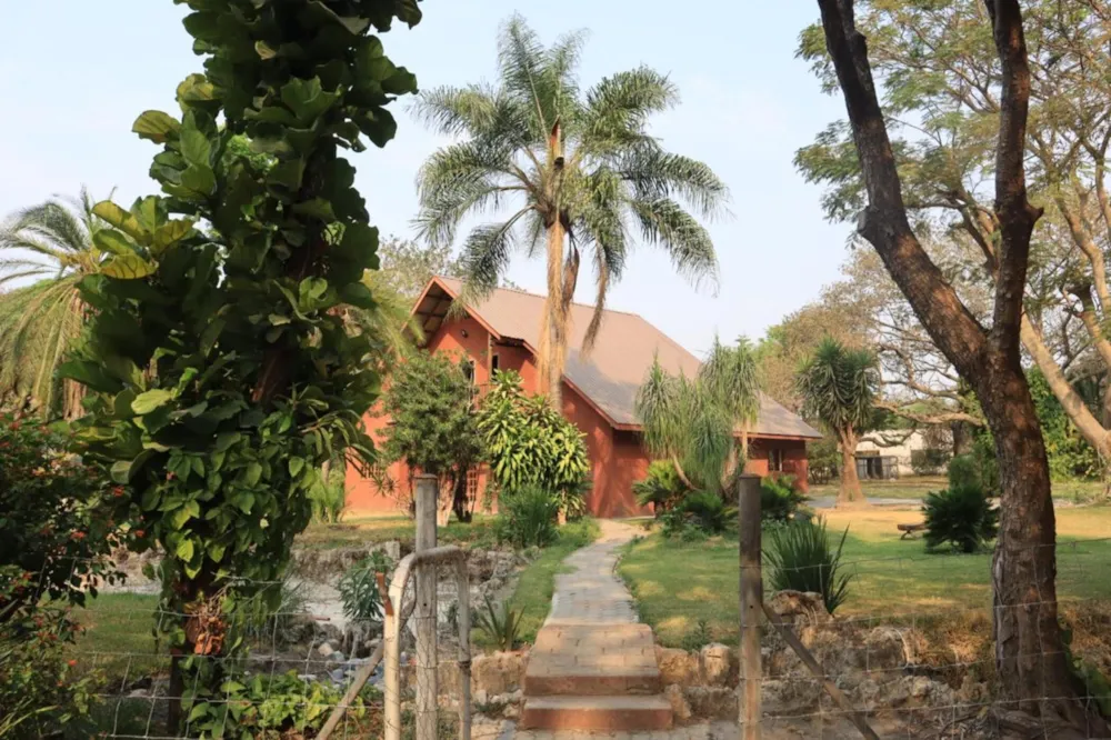 Poultry farm for sale in Leopards Hill, Zambia - 3ZA1682409 Poultry farm for sale in Leopards Hill, Zambia - 3ZA1682409