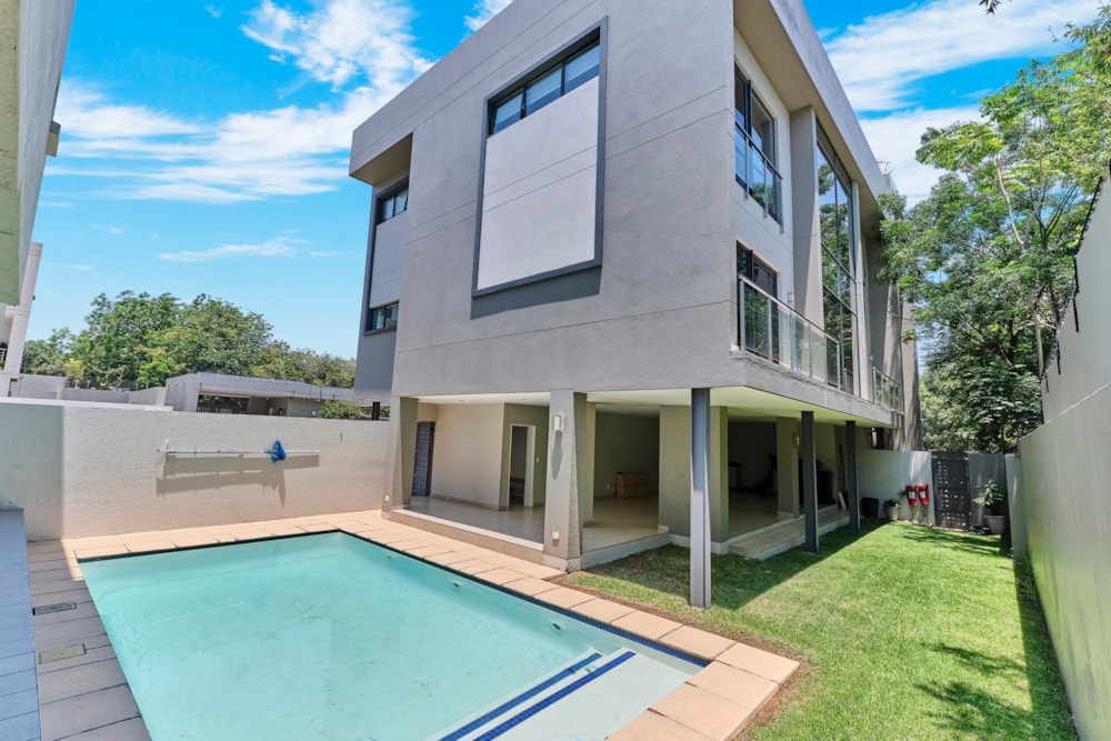 Apartment sold in Rivonia - HP1682437 Apartment sold in Rivonia - HP1682437
