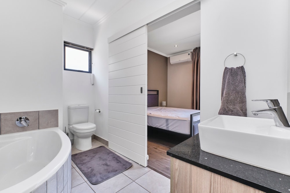 Apartment sold in Rivonia - HP1682437 Apartment sold in Rivonia - HP1682437