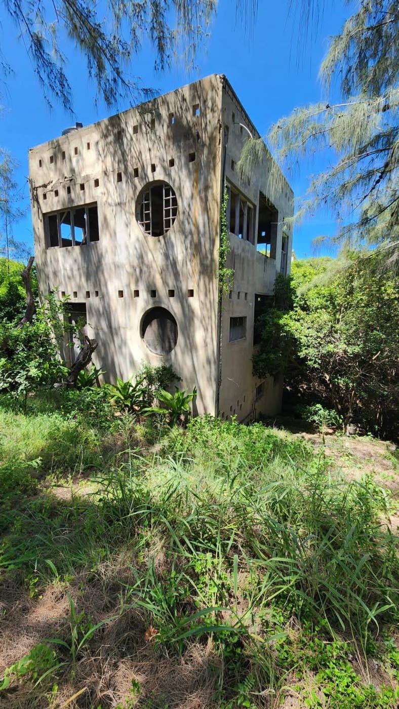 House for sale in Praia do Tofo, Mozambique - 3MQ1682457