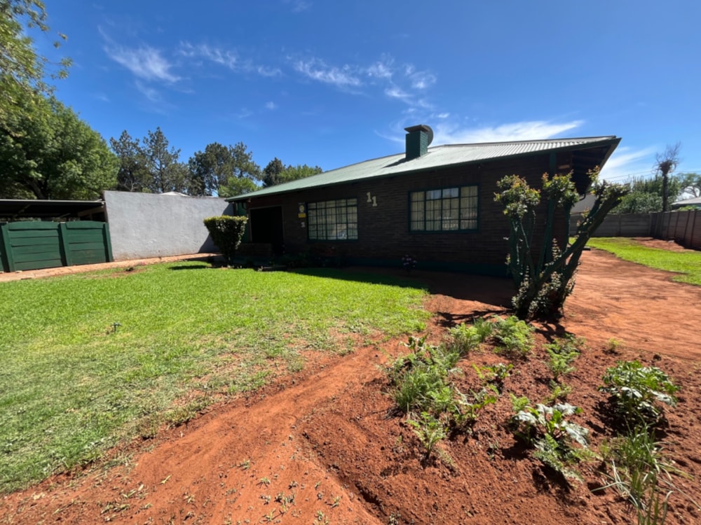 House for sale in Vanderbijlpark CW 1 - 1VT1682887