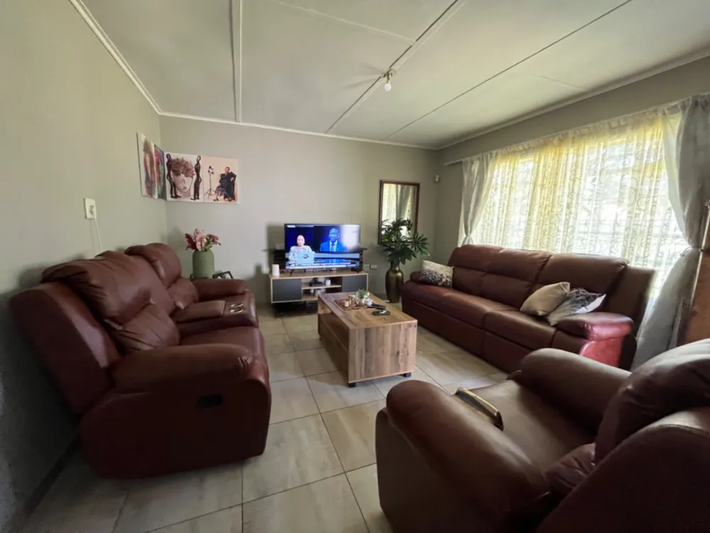 House for sale in Vanderbijlpark CW 1 - 1VT1682887 House for sale in Vanderbijlpark CW 1 - 1VT1682887